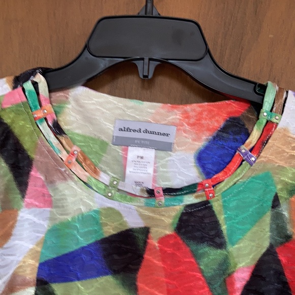 3/$45 Alfred Dunner abstract colorful print top embellished neckline casual PM - Picture 13 of 17